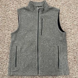 Vineyard Vines Mountain Sweater Fleece Vest
